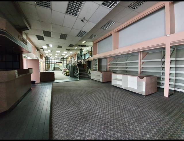 2,000M² RETAIL FOR SALE IN VEREENIGING CENTRAL